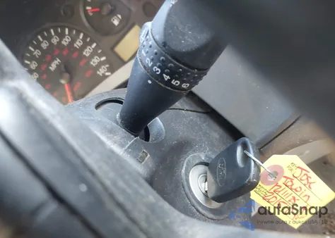 2005 Ford Focus Zx4 из США, поврежденный, VIN 1FAFP34N85W266518